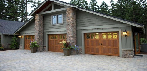 Fountain Hills Garage Door is a local company that specializes in repairs and installation of garage doors.