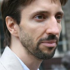 Concepteur de solutions décisionnelles pour les politiques publiques et les grands comptes.