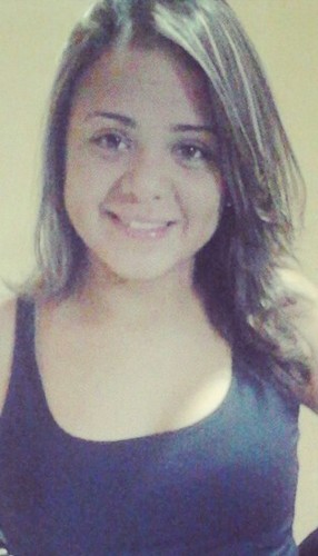 Tenho uma personalidade forte e aqui é tudo 8 ou 80. Não gosto ser meio termo. Não ter medo de errar, esse é o segredo de uma vida bem vivida.