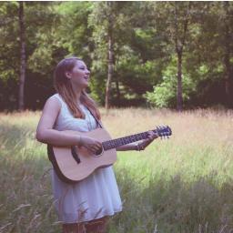 maryloumusicNL's profile picture. ♥ @thomasijmker ~ singer/songwriter ~ student muziek ~ cd verzamelaar ~ kleding en DIY lover ~
EP OUT NOW ~ http://t.co/QTifkTxD