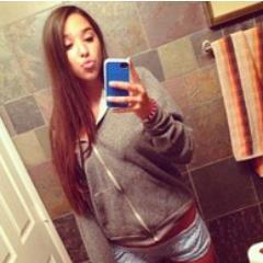 iamamberjohnson's profile picture. eating a banana with MAX