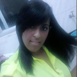 Baiana Arretada, Jogadora de Futsal, Rubro negra com muito orgulho(Vitória),  Apaixonada pela música, Estudante de Pedagogia e Movida pela Fé em Deus..♥