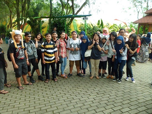 Official Account Of 8A Spensased 2012-2013.