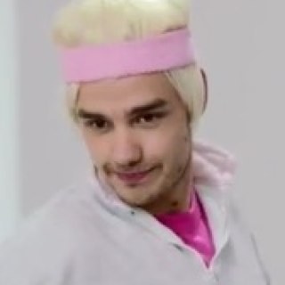 Zayn:if we get together, don't let the pictures leave your phone. Me: R U FUCKING KIDDING ME? IM A DIRECTIONER, FOR SURE I WONT! haha just ask for a follow :)