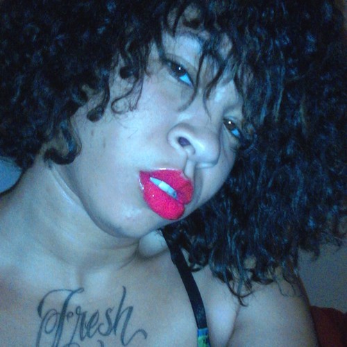 singled mom doing her thing...rap model dance...outchea gettin it how i live