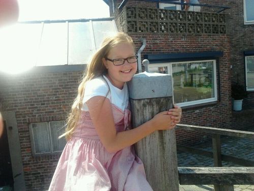 Liesbeth Pieterse/ 13 jaar/ K hou van m'n dinnetjes