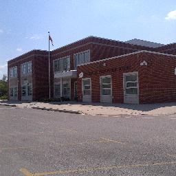 Kindergarten to Grade 8 elementary school in the York Region District School Board. Twitter feed maintained by the administrative team.