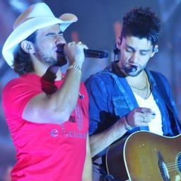 Fã Clube feito com muito carinho para @munhoz_mariano,desde 17/01/13.
@MUNHOZ_FRANGO seguiu dia 27/02/13 ,só falta o Mari :) | Oficializado