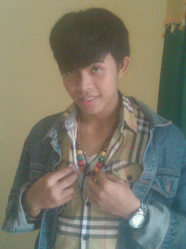 Hidup cuman sekali, jadi buat L̲̅ªªªђ hidup lebih berarti.| CONFIDANCE & BE YOUR SELF.
