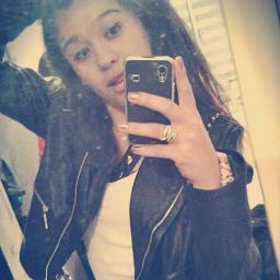 Longe de toda negatividade.