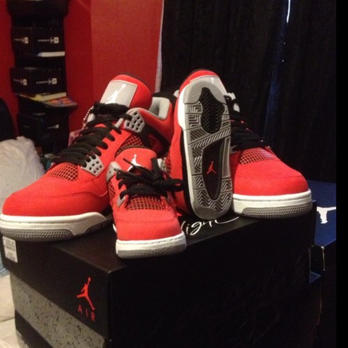 Shoe/trainer/sneaker lover nike air lover since first Jordans I owned back in 91 black infared 6's