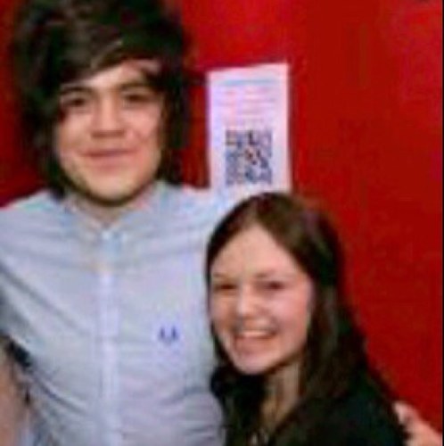 Frankie followed 24/4/12 Met 3/4/12 Tweeted 30/4/12 Follow me and I'll follow back:*