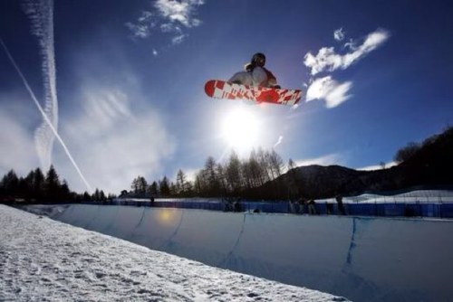 Just a basic snowboader. Follow me for a follow back.