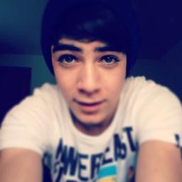 NoviaDeJos's profile picture. Por supuesto que soy la novia de José Miguel, mis tweets son sólo para @JosDice