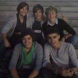 Moroccan Directioner ;) And proud Of the Morrocan Directioners 3 Love ya Guys