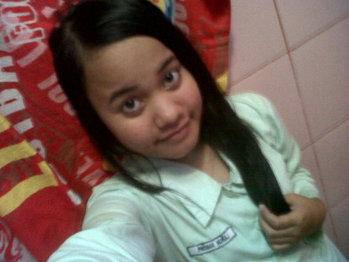 .trouble is a friend ...:'(
   but smile always (^_^)
  
  hope mention from @cristiano // @Justin_Bieber1 :// @cescfabregas87//@justinbieber