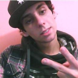 sou da b linda .