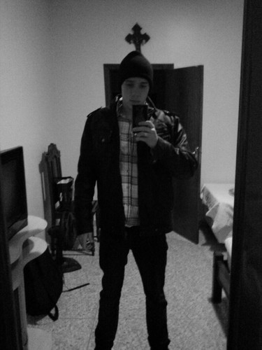 Louco,mais um louco conciente...follow me!