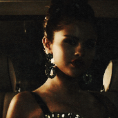Fã Clube criado em 01/07/2011 para votar em todos os tipos de premiação em que @selenagomez concorra e votação de clipe. I love Selena Gomez Brazil!