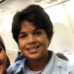 Meu nome é Paulo,estudo  na escola mundial !