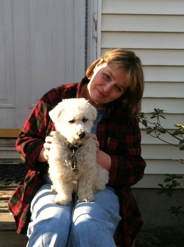 Loves God, family and her Bichon Frise! Priest in the Episcopal Church and want to be writer and athlete.