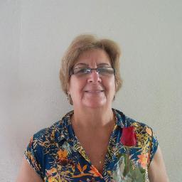Em um jardim sempre tem flores lindas , aonde tem Jesus também tem muita beleza .