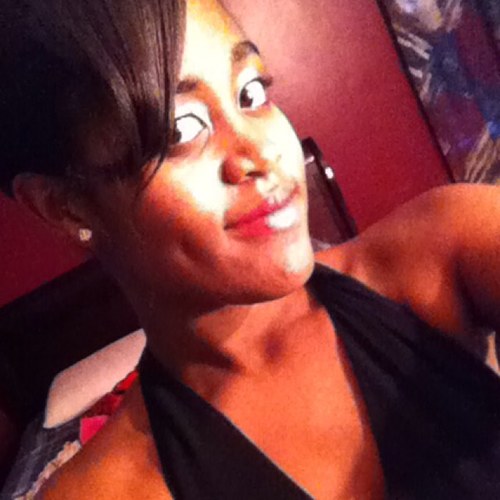Anybody thts with #TeamBambi is good with meh.!! Lovin God, Mi Fam, and @Mr.Crosby:) Muah.!!