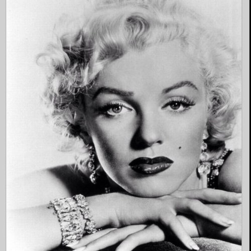 Foryouforever12's profile picture. Marilyn is my queen. Tequila is my soulmate.