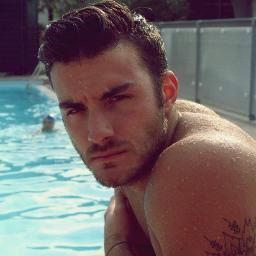 abrahamslsa's profile picture. licenciado en relaciones internacionales, las dos razones de mi vida mi hija y mi esposa #Fighter