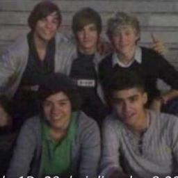 Hola I'm Directioner : D