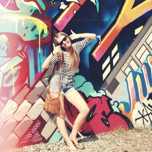 i heart starry nights, ice cream, the beach, and One Direction so followeee ~Jai Brooks follows since 12/27/12 ;* ❤Janoskians Instagram: thevioletsea