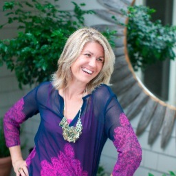 Designer. Blogger. Maker of stuff.  Co-founder of Overlays fretwork panels. https://t.co/qsRlW3zUzO