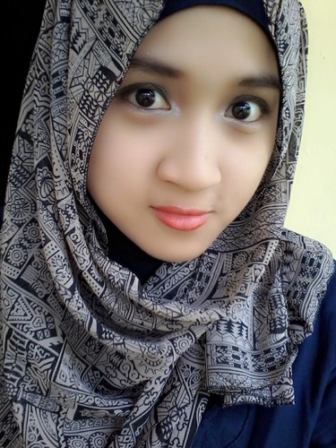 happy wife of @yudasmara ♥ | a mom of Kaluna Zhaafirah Mahendra