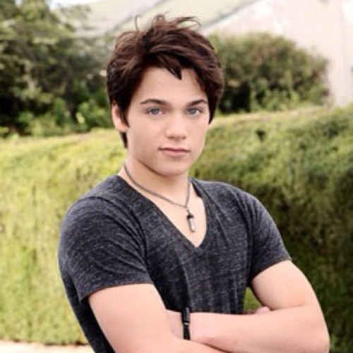 I am the son of Kara Kent. Half human, half Kryptonian. I have the powers of superboy. Maybe more that are undiscovered. || OC RP Account||