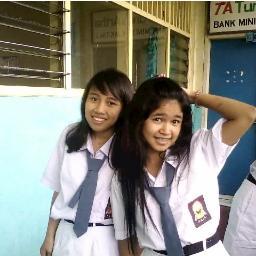 Mecika sunjaka| 16 agustus 98 | kelas X AP1 di SMK Jakarta timur2 | Guy in love 120613~ | my besties merryana , nida azkia and erika :*:*