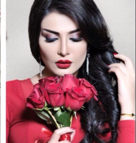 شخص من اكثر المعجبين بالفنانه الجميله و الرائعه امل العوضي❤