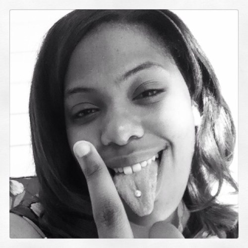 I LOVE GOD First!! ❤ Shout out to Love cus Im all about it. Shout out to my family.    Shout out to basketball. An lots of other gud stuff as well. ;-)