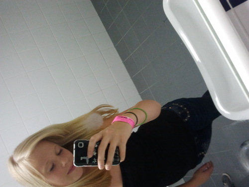 vanessajahn6's profile picture. 