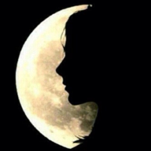 كـَل التّفاصِيـل عَلـى البـَال .. ♡