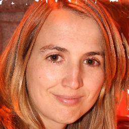 Profesora titular de Comunicación Audiovisual, UBU. Socióloga, investigadora del medio televisivo y montañera de la vida