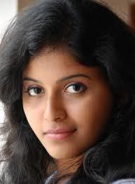 Fun loving and sarcastic. A biggg Foodie:D