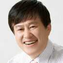 충청대교수ᆞ한민대부총장ᆞ민주평통상임위원ᆞ대전시새마을회장ᆞ태권도협회장ᆞKBS객원위원등역임ᆞᆞ자연보호중앙연부총재ᆞ세종시자연보호ᆞ걷기연합회장ᆞ ᆞ스페셜올림픽대전회장ᆞ오박사촌협동조합이사장ᆞ충북대학교협력교수ᆞ농촌활성화지원센터부소장ᆞ청주시농촌관광육성위원장ᆞ고려대교우회상임이사ᆞ세종매일이사겸칼럼위원ᆞ