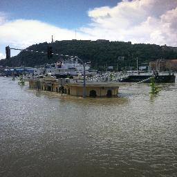 Capital of Central Europe; Pearl of the Danube; Paris of the East; 47.5000° N, 19.0500° E
