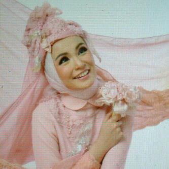 New Twitter | cp: @nandapersada 0811111408 / @ratnajuni 081293407011