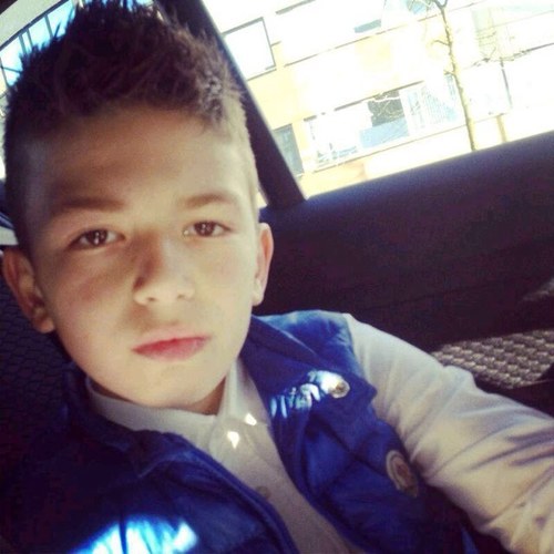 | GekkeTijdenMet, Mootje | #BROEDERLIEFDE' #NOHOMO'                            randomtweets