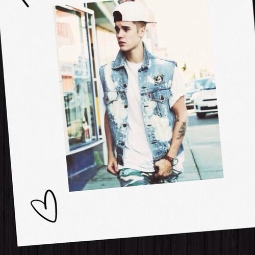 Justin Bieber, nuff' said bitches. His hair is like a cloud of heaven .. *cough* I mean .. I like Jerry.