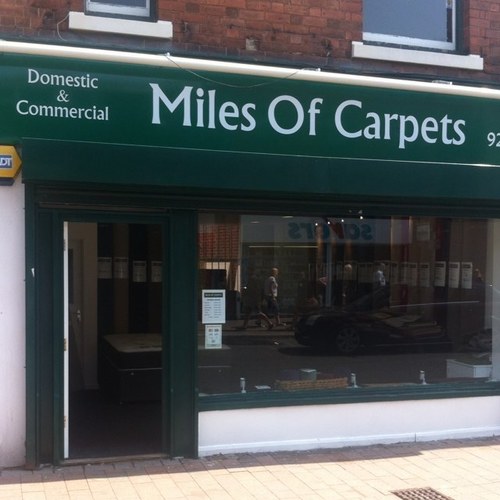 AMAZING PRICES ON ALL YOUR CARPET AND VINYL NEEDS
GIVE  US A CALL TODAY FOR A QUOTATION