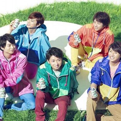 嵐応援アカウント きっと知らない人が多いであろう嵐の曲の裏側 ワイルドアットハートのpvで相葉氏チャック全開 Http T Co Lu2ydyckji 相葉さーん