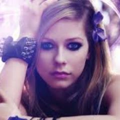 AvrilFans222's profile picture. 