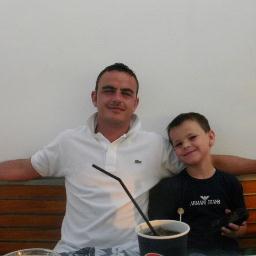 markjamesthomp's profile picture. 